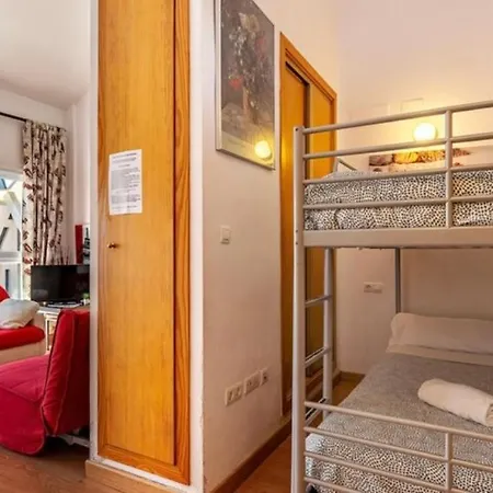 House Estudio Superior 6 Pax Wifi Apartment